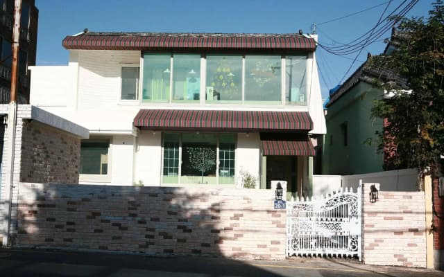 Guest House Mate