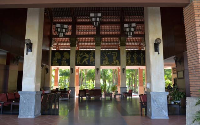 Sea Lion Beach Resort & Spa