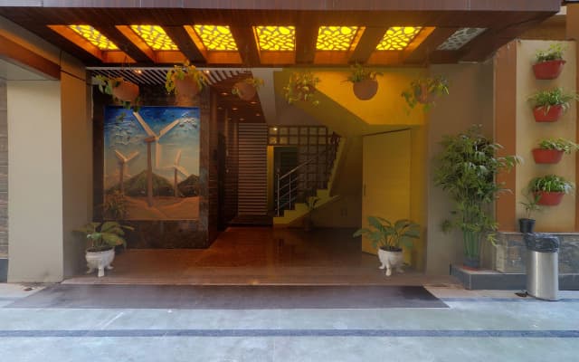 Fabhotel Ganpati 2