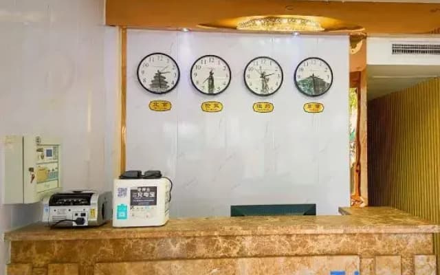 Langting Hotel (Xuancheng Guogou Plaza)