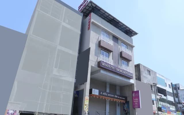 OYO 12844 Sri Sai Suites
