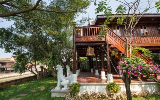 Phuttal Residence