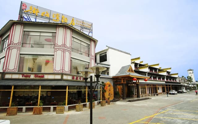 Royal Bay Hotel