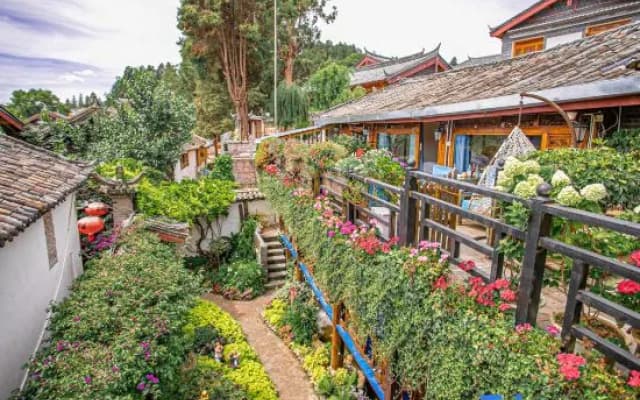 Lijiang Yue Gu Lou Inn