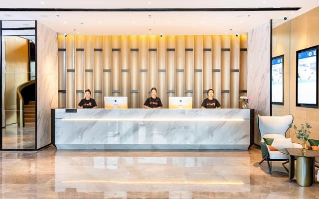 Atour Hotel Zhuhai Gongbei Fuhuali