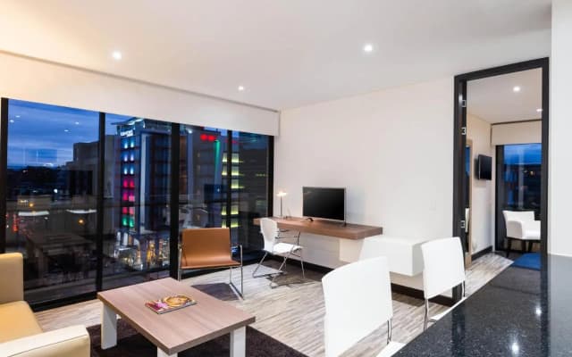 Hotel Espacio 94