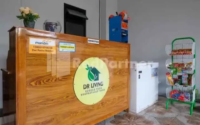 DR Living Syariah Solo Mitra RedDoorz