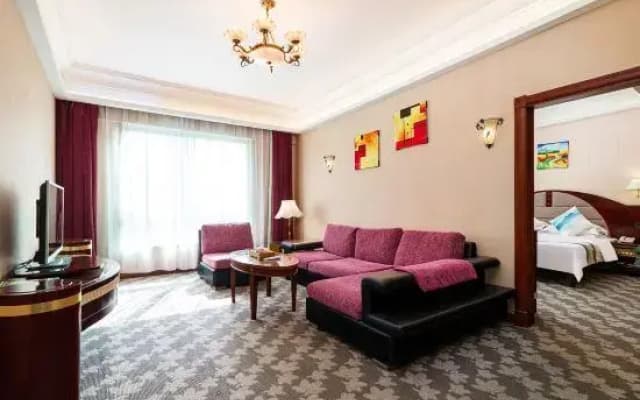 Mingchao Hotel