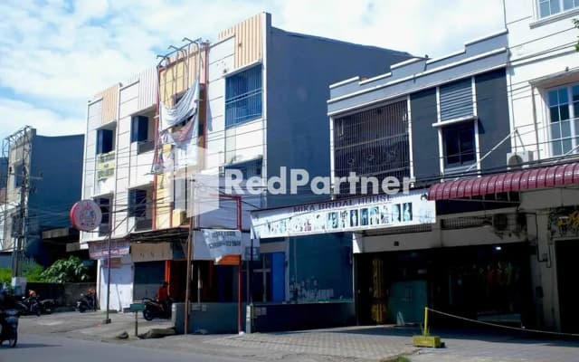 Fortuner Homestay Syariah Makassar RedPartner