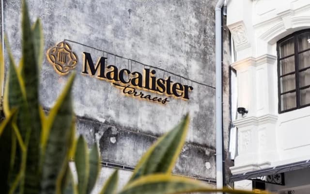 Macalister Terraces Hotel