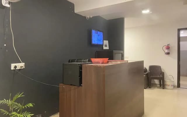 Hotel Golden Plam Tilak Nagar Market