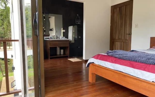 Arte de Plumas birding lodge