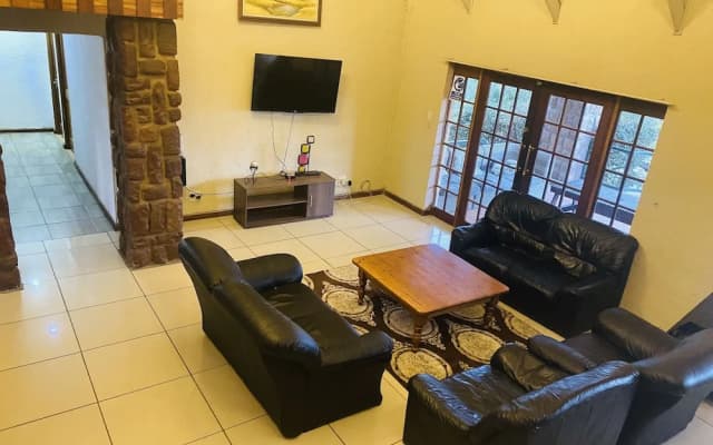 Full Moon Guest House