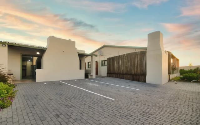 Lands Edge Eco Friendly Cottages