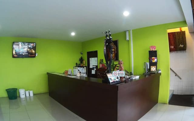 48 Room For Rent