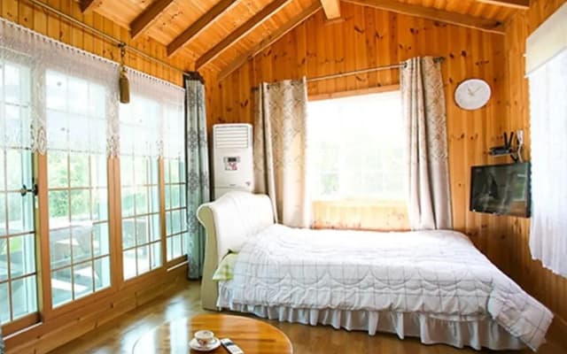 Evergreen House Pension
