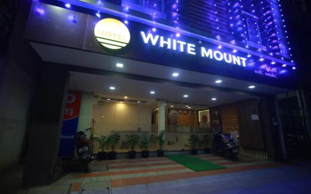 Hotel White Mount