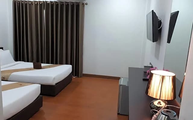 Bordin Hotel