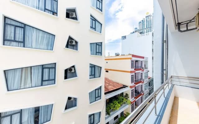OYO 336 Homey Hotel
