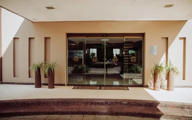 Hotel Maximus Business