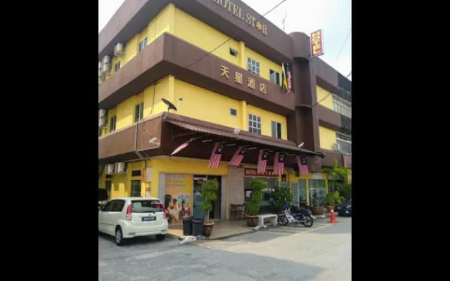 Star Hotel
