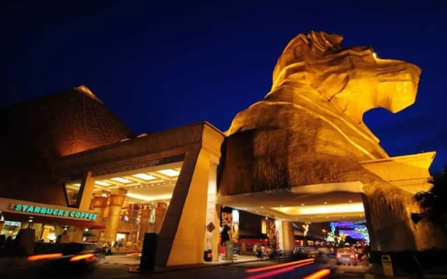 The Grand SOFO