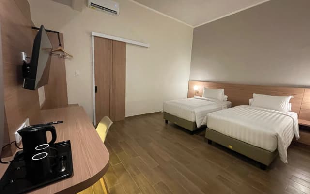 Azana Essence Sanggabuana Bogor