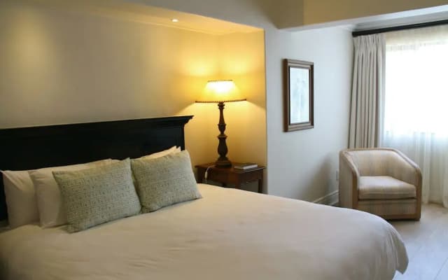 Sheppard Boutique Hotel