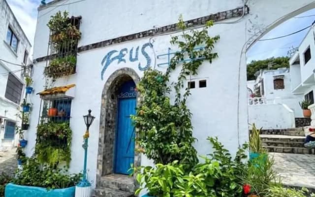 Miradores Del Paraiso