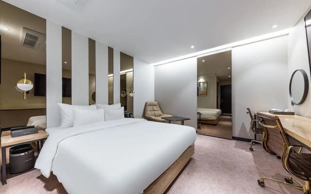 Hotel ABOUT