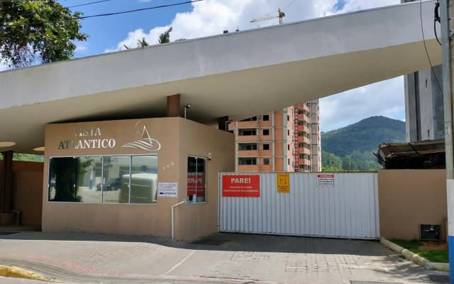 Apto Vista Atlântico com 2 quartos com Ar Cond Wi-Fi TV SMART e Área de lazer