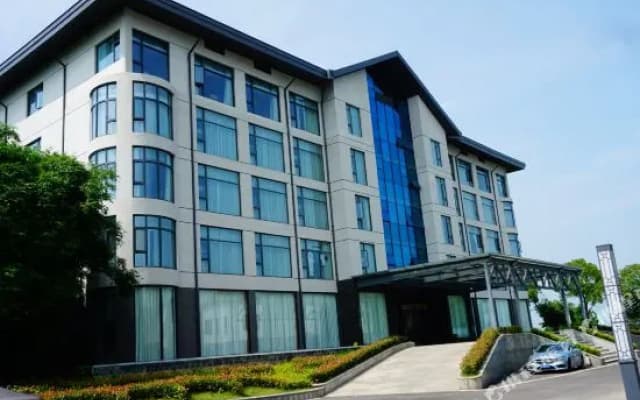 Dragon Bay Peninsula Resort Liangzi Lake Wuhan