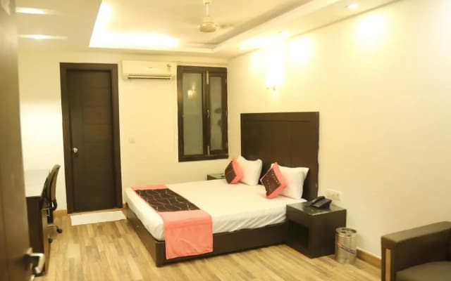 Hotel Rajmahal Inn