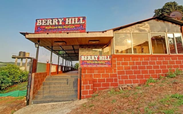 Treebo Berry Hill Venna Lake, 3 Km From City Center