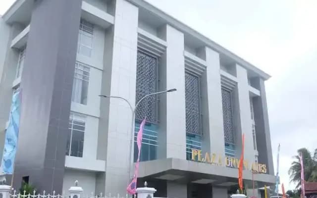 UNY Hotel Wates