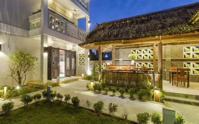 Hoi An Corn Riverside Villa
