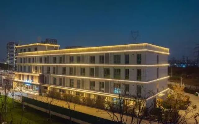 JI Hotel (Nanjing Niushoushan Jiyin Avenue Subway Station)