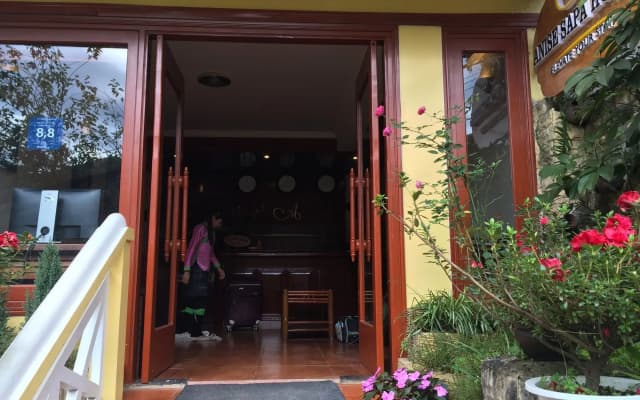 Fansipan View Hotel