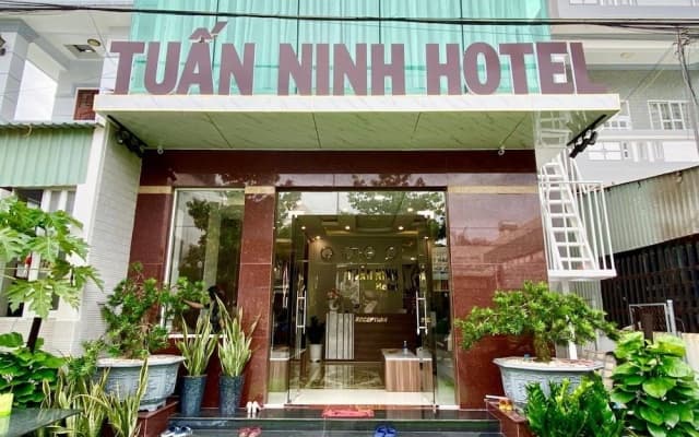 Tuan Ninh Hotel