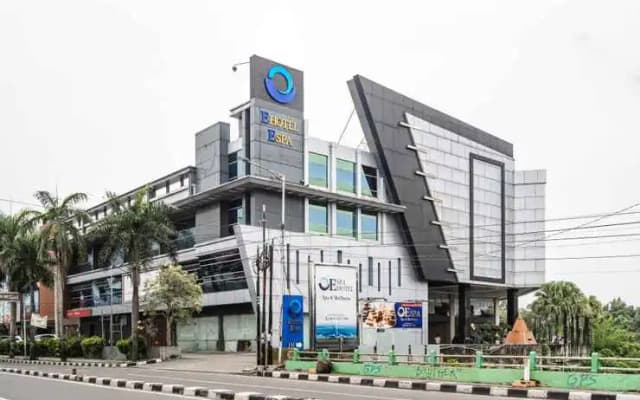 E Hotel Medan
