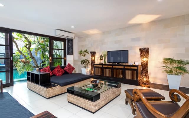Villa Kubu Pratiwi