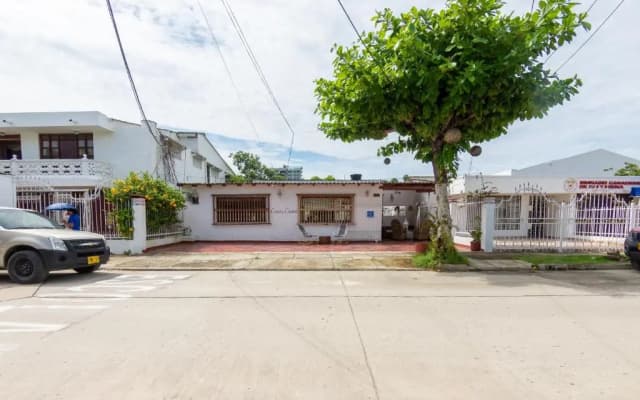 Hotel Ayenda Casa Cano 1805
