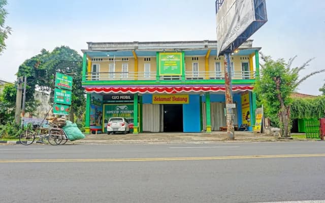 OYO 91825 Ayu Lestari Homestay
