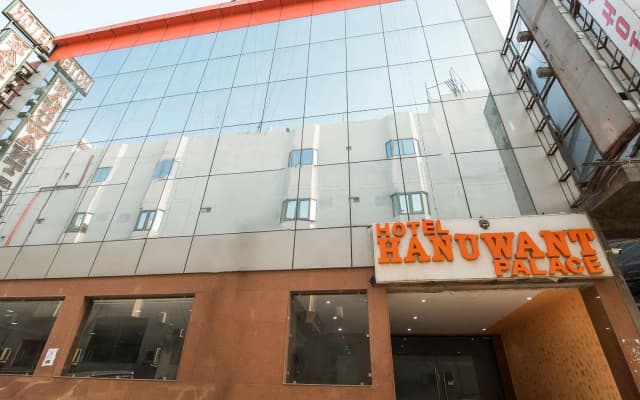 Hotel Hanuwant Palace