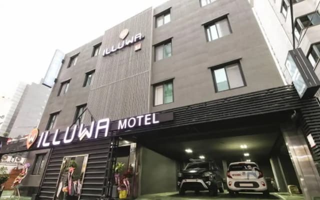 ILLUWA-M