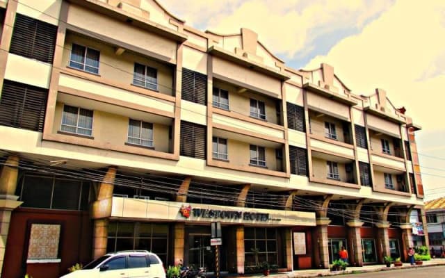 MO2 Westown Hotel - San Juan