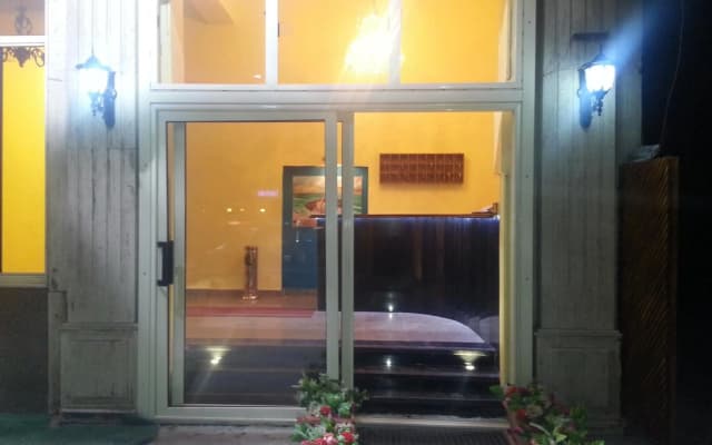 Royal Crown Hotel