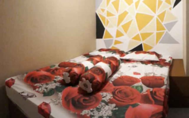 Hotel Studio Yobel (Menerima Tamu Umum & Pasangan Suami Istri)
