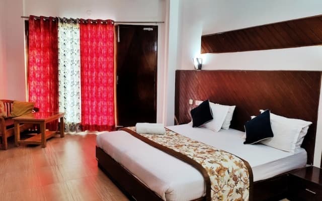 Neel Giri Resort