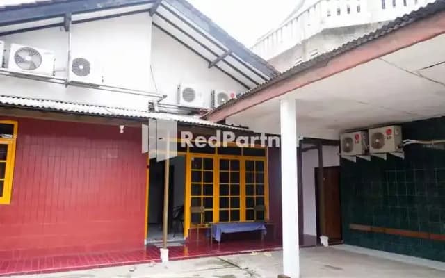 Ninja Room Pasteur Mitra RedDoorz